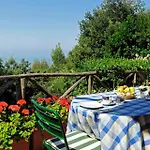 Al Cavalluccio Marino Bed & Breakfast 4*